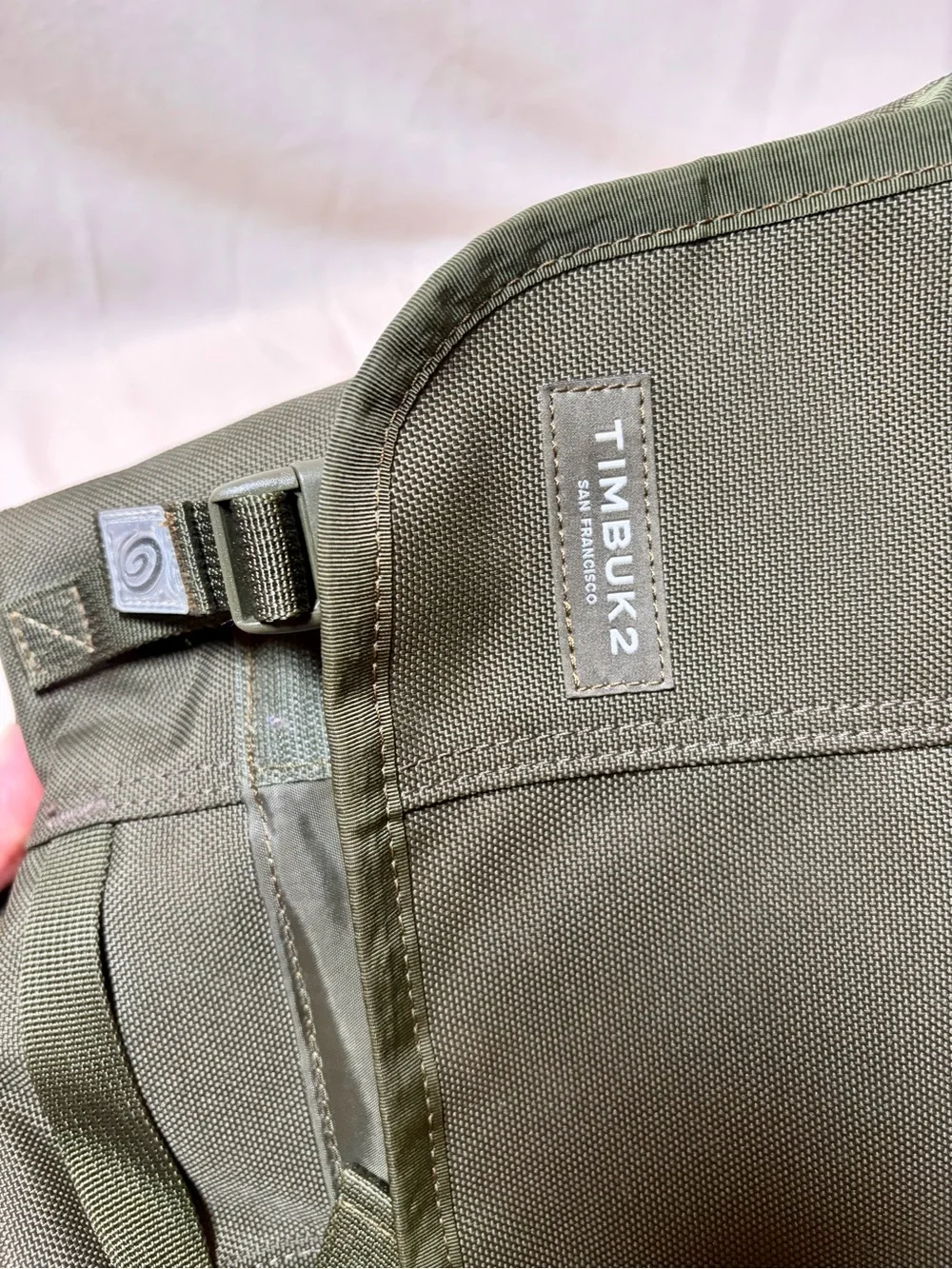 Timbuk2 Olive Green Messenger Camera Bag